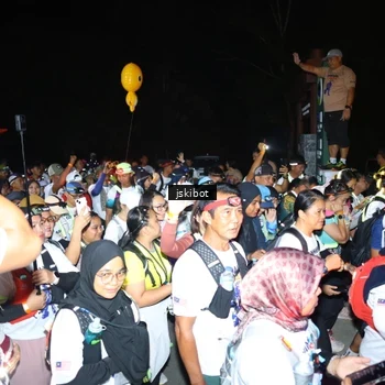 Runner Photo 7609584