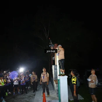 Runner Photo 7609587