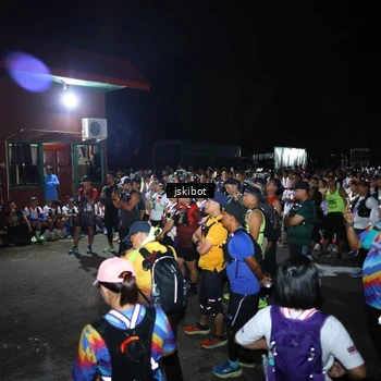 Runner Photo 7609612