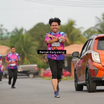 Runner Photo 7609623