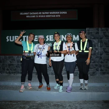 Runner Photo 7609629
