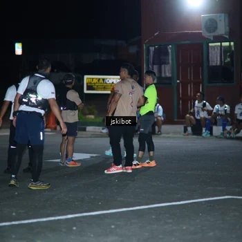 Runner Photo 7609648
