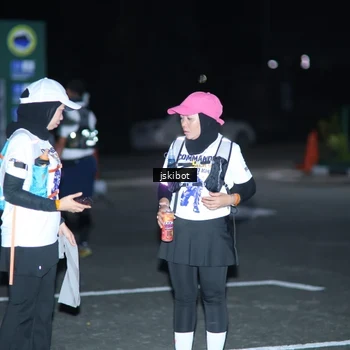 Runner Photo 7609657