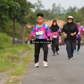 Runner Photo 7609679