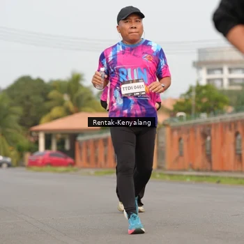 Runner Photo 7609685