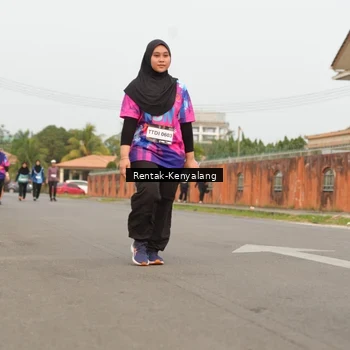 Runner Photo 7609728