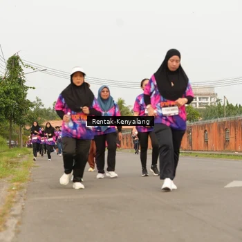 Runner Photo 7609753