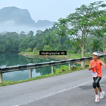 Runner Photo 7609760