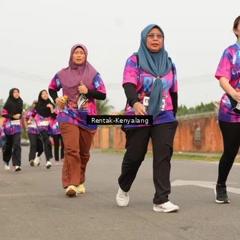 Runner Photo 7609764