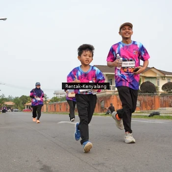 Runner Photo 7609792