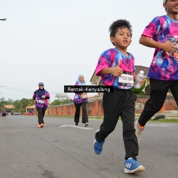 Runner Photo 7609800