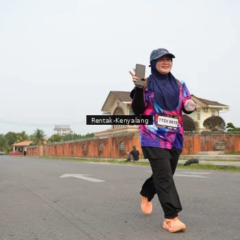 Runner Photo 7609805