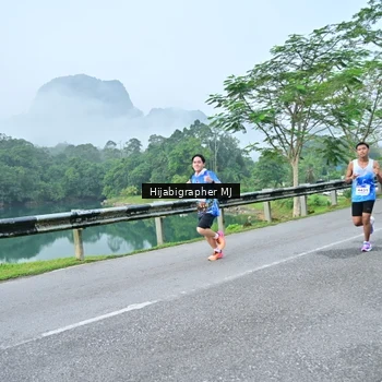 Runner Photo 7609851