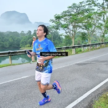Runner Photo 7609869
