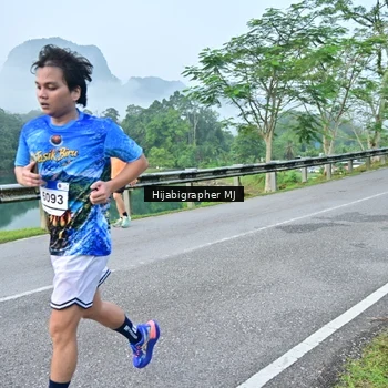 Runner Photo 7609873