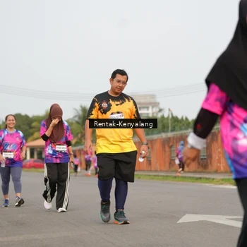 Runner Photo 7609887