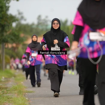 Runner Photo 7609919
