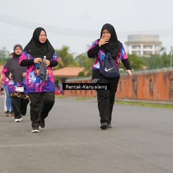 Runner Photo 7609963