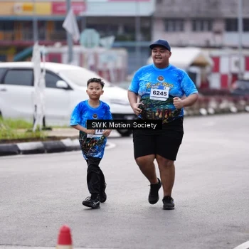 Runner Photo 7609968