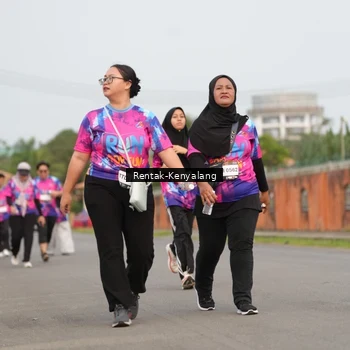 Runner Photo 7609975