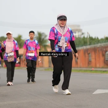 Runner Photo 7609984
