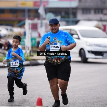 Runner Photo 7610014