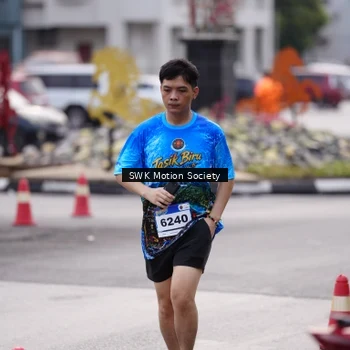 Runner Photo 7610028