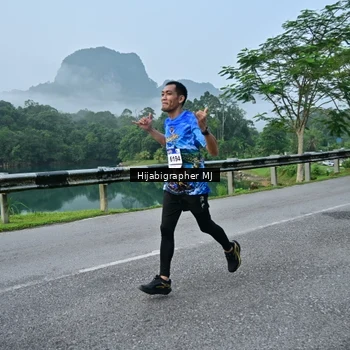 Runner Photo 7610043