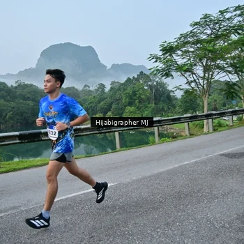Runner Photo 7610064