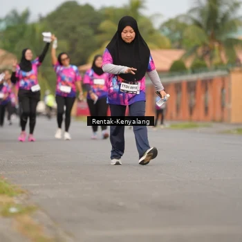 Runner Photo 7610096