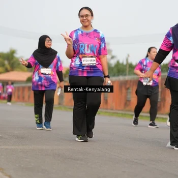 Runner Photo 7610137