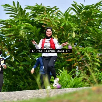Runner Photo 7610152