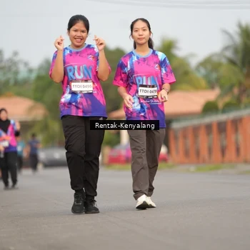 Runner Photo 7610190