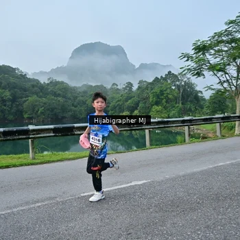 Runner Photo 7610207