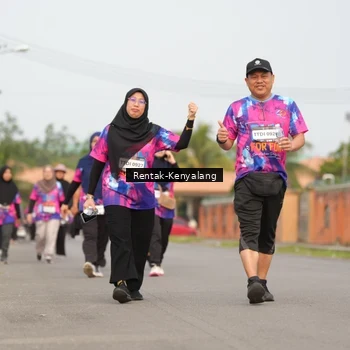 Runner Photo 7610224