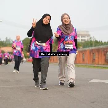 Runner Photo 7610233
