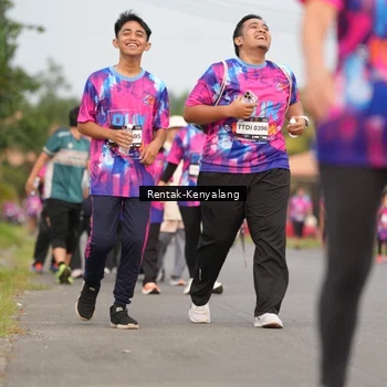 Runner Photo 7610241