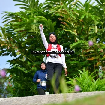 Runner Photo 7610253