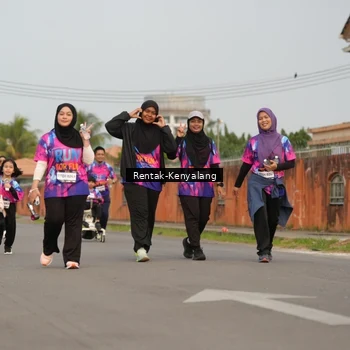 Runner Photo 7610285