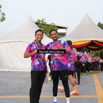 Runner Photo 7610315