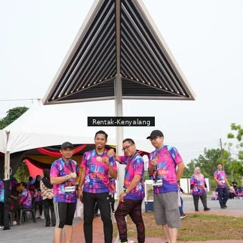 Runner Photo 7610324