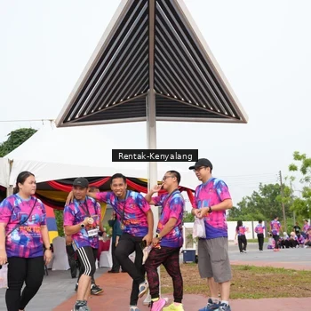 Runner Photo 7610336