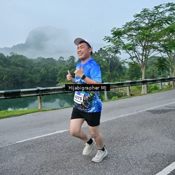 Runner Photo 7610366