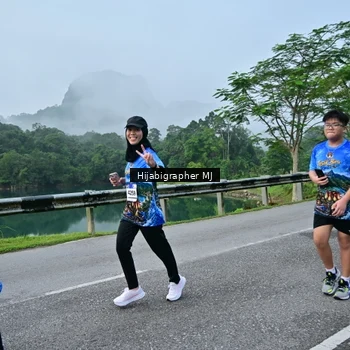 Runner Photo 7610377