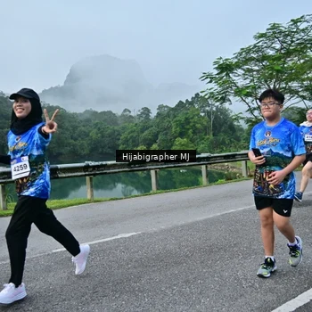 Runner Photo 7610380