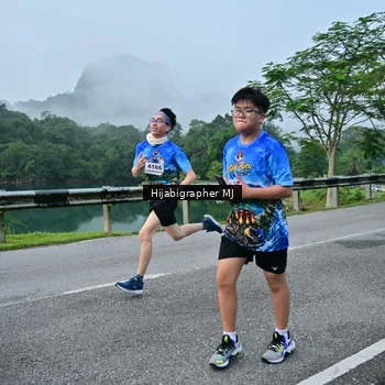 Runner Photo 7610382