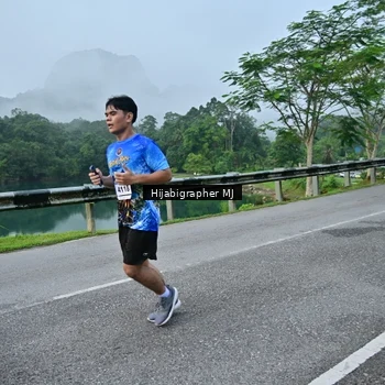 Runner Photo 7610415