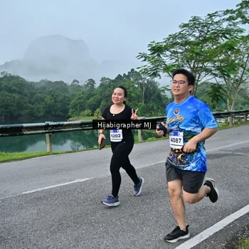 Runner Photo 7610421