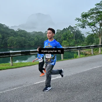 Runner Photo 7610424