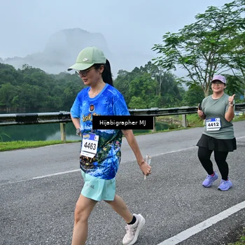 Runner Photo 7610436